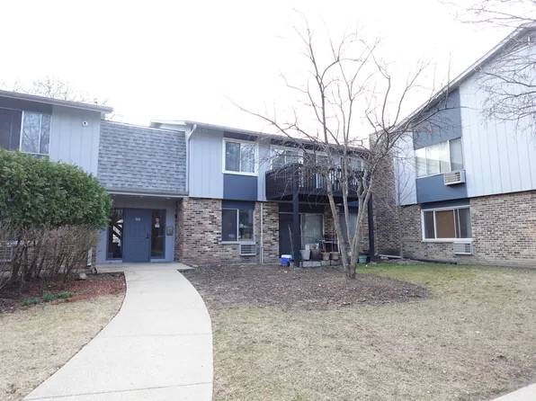 918 E Old Willow Rd Unit 102, Prospect Heights, IL 60070