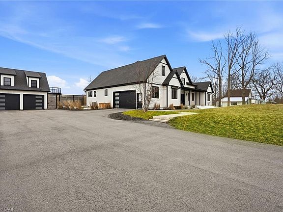 2nd image of 480 Pleasant Beach Rd