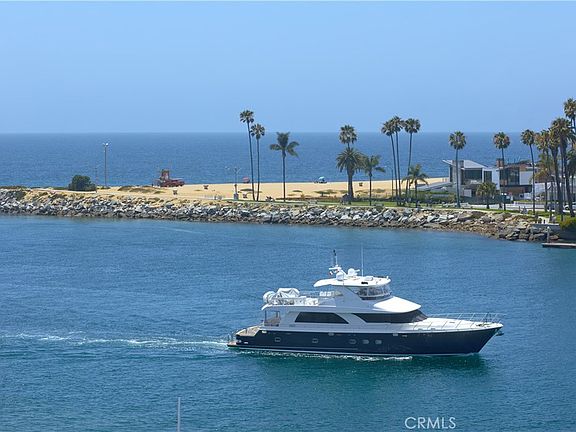 2nd image of 2525 Ocean Blvd #6b & 6c