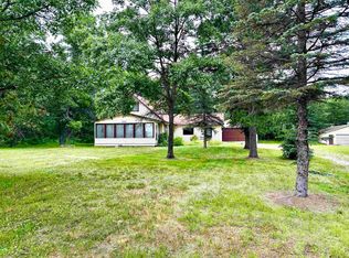 5400 Pinecrest Dr, Lewiston, MI 49756