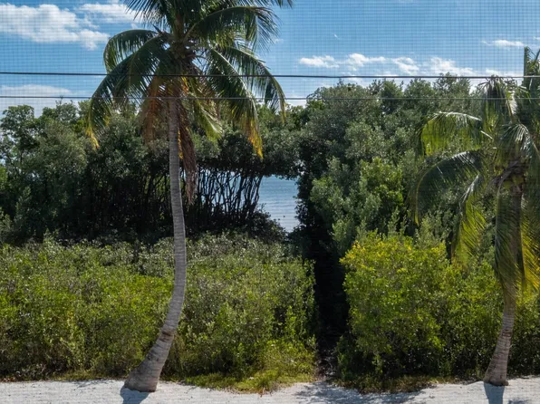 15 Lime St, Key Largo, FL 33037