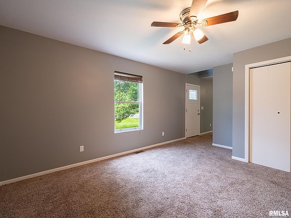 2nd image of 3317 W Richwoods Blvd