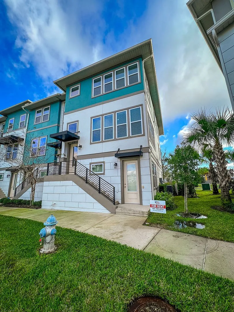 Building Photo - 8168 Elion St