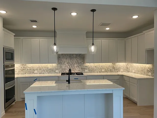 2099 Roquette Dr — Photo 9