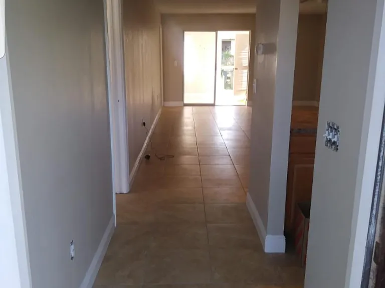 4915 Vilabella Dr — Photo 11