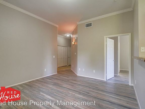 5th image of 3824 Elijah Ct Unit 102