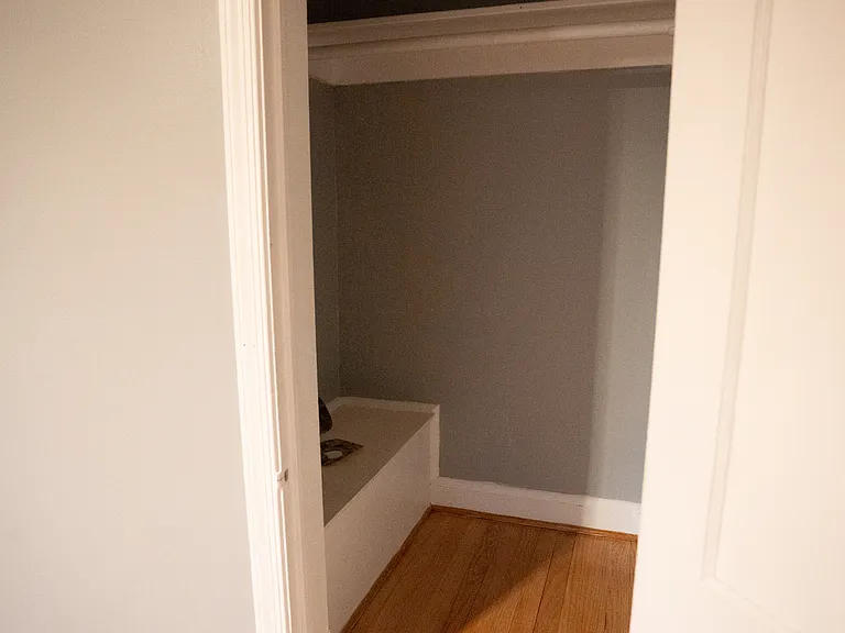 4125 Ardley Ave — Photo 11