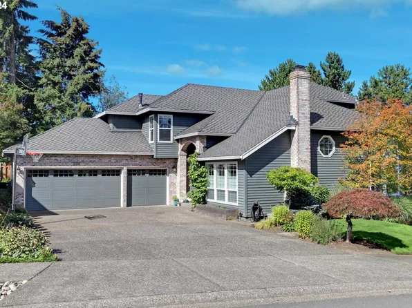 2110 Club House Dr, West Linn, OR 97068