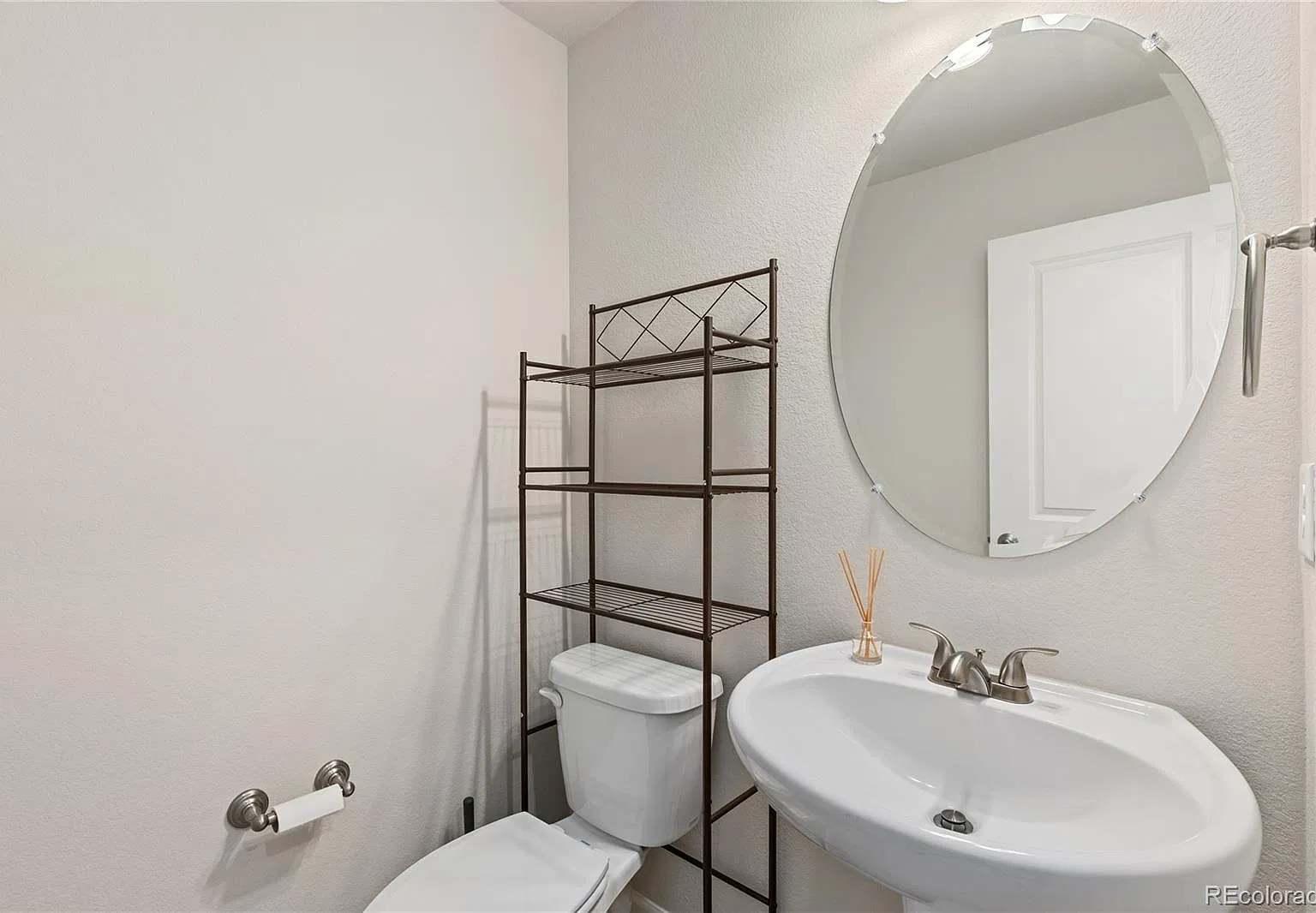 3 bed, 2.5 bath, 1792 sqft, $2,750 — Photo 4