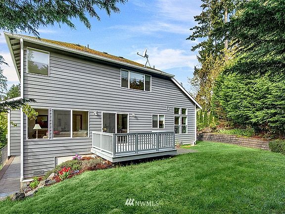 2nd image of 9036 NE 176th St