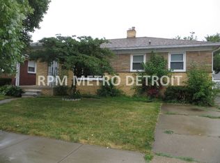 21730 Schroeder Ave, Eastpointe, MI 48021