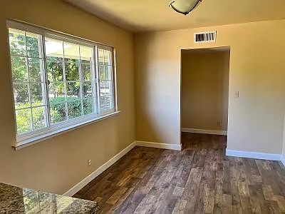 6825 N Locan Ave — Photo 10