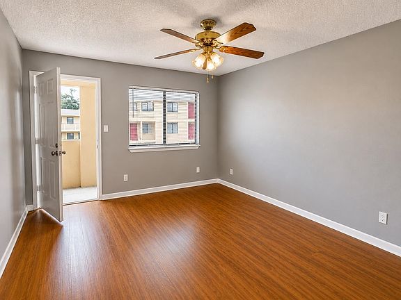 2nd image of 403 Hayden Rd APT 231