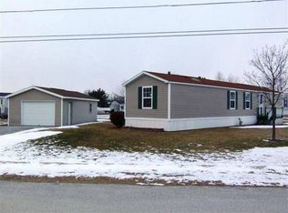 3 James Cir, Saint Albans, VT 05478