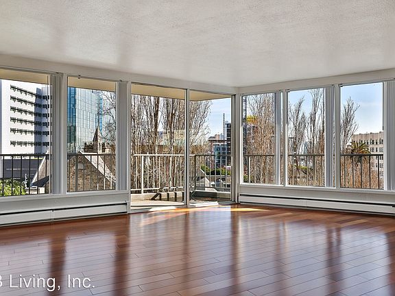 5th image of 1200 Gough St Unit 2C