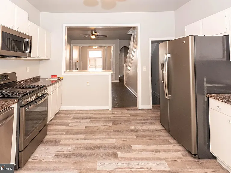 527 S Lehigh St — Photo 10