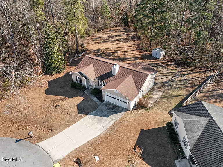 218 Winterberry Ct — Photo 31
