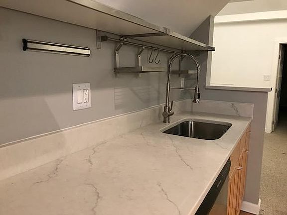 New quartz counter top and faucet