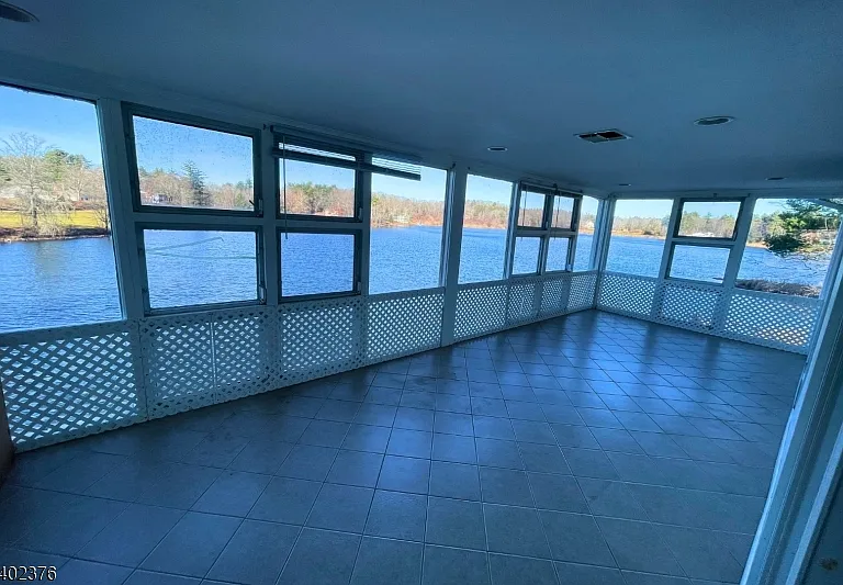 306F Lake Shr S #F — Photo 13