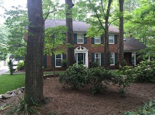 1512 Burlwood Dr, Greensboro, NC 27410
