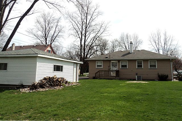 2nd image of 6922 S Brookbank Rd
