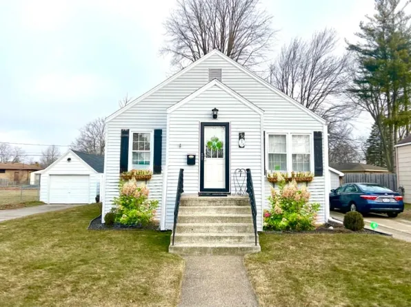 719 Diana St, Ludington, MI 49431