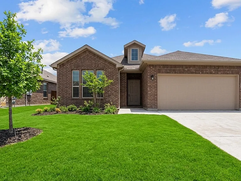 15508 Putney Way — Photo 2