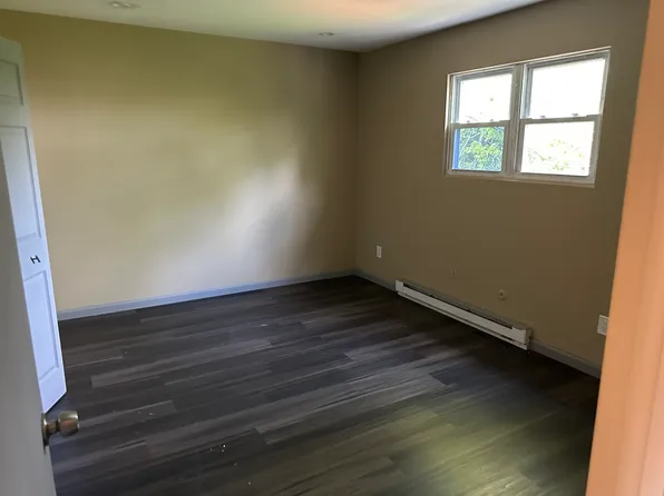 430 Kansas Ave, Whitehall, PA 18052