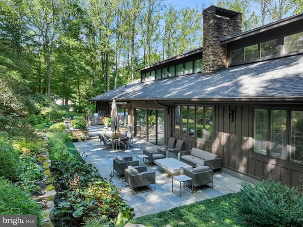 2505 Stone Mill Rd, Pikesville, MD 21208