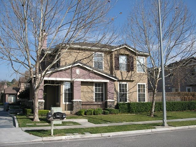 HOUSE STREET SIDE