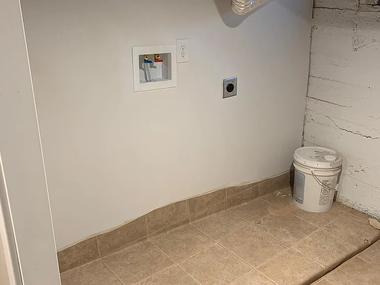 755 E Ramona Ave — Photo 24