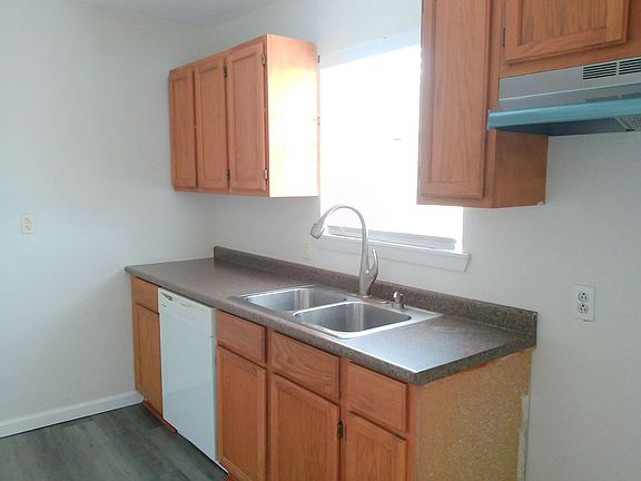 2nd image of 2930 E Harrington Dr