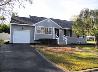 1838 Scott Ave, West Islip, NY 11795