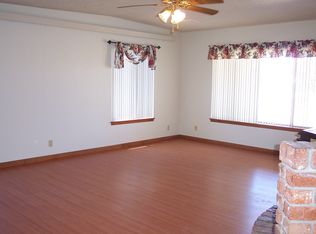 11590 E Ridgeroad Dr, Cornville, AZ 86325