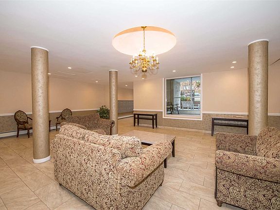 4th image of 101 Clinton Ave APT 1F