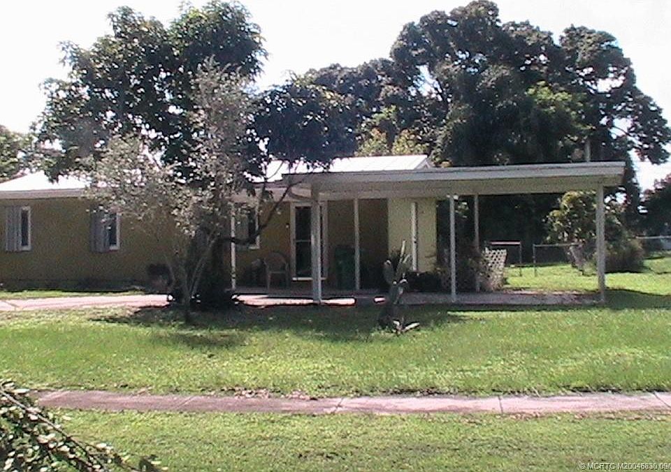 1st image of 140 Eaton Dr