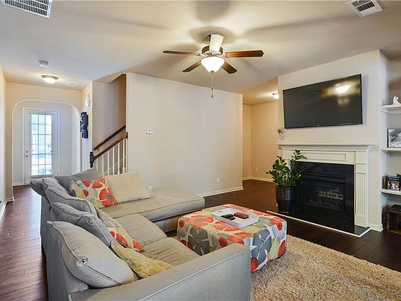 3rd image of 2131 Spicy Pine Ln