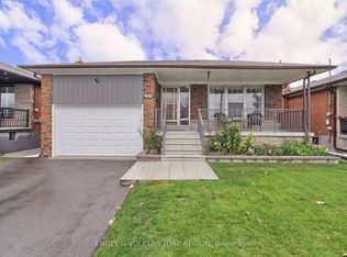 234 Maple Leaf Dr, Toronto, ON M6L 1P1