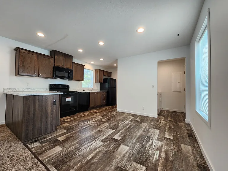 Oakwood Village — Photo 14
