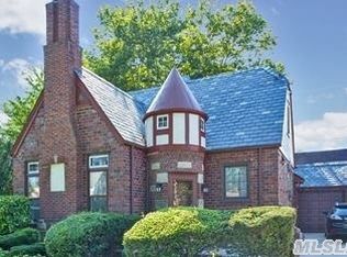 108 New Hyde Park Rd, Garden City, NY 11530