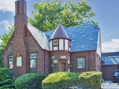108 New Hyde Park Rd, Garden City, NY, 11530