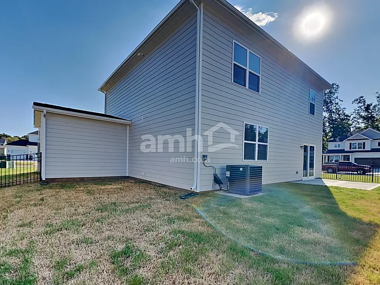 5340 Trust Dr — Photo 27