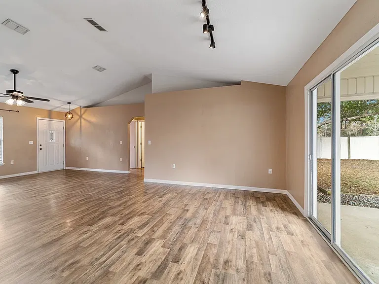6930 Bahia Rd — Photo 10