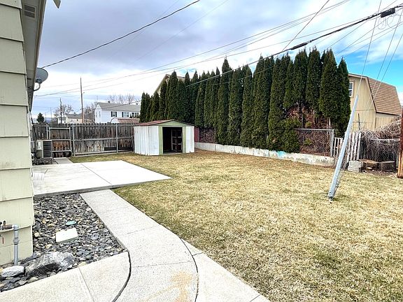 5th image of 1343 Thayer Dr