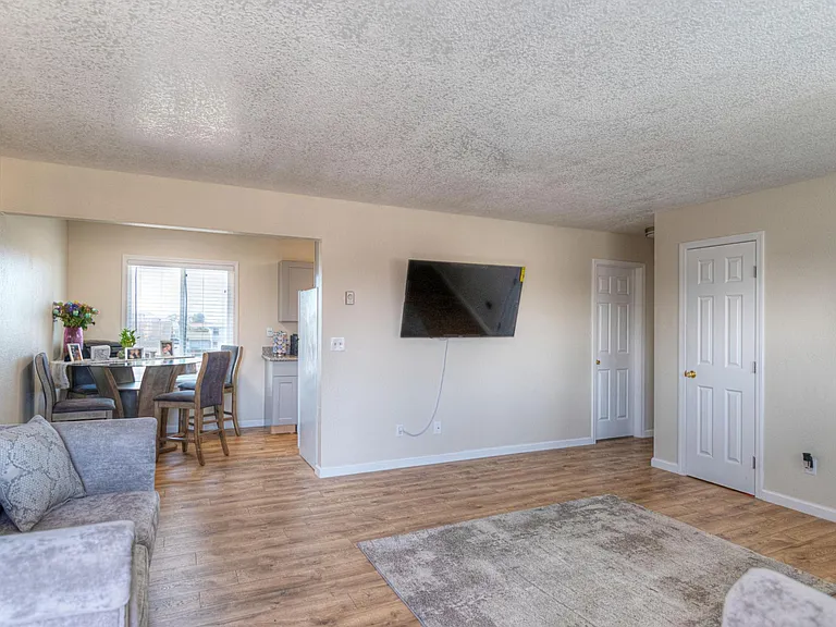 470 Reservation Rd — Photo 7
