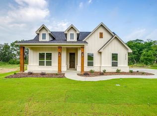 312 Falcon Dr, Springtown, TX 76082