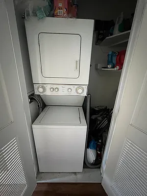 Rented by Triumph Property Group | media 7