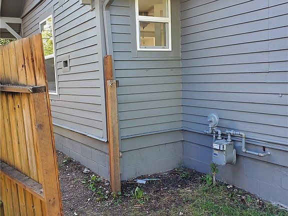 2nd image of 10707 Broadway Ave S