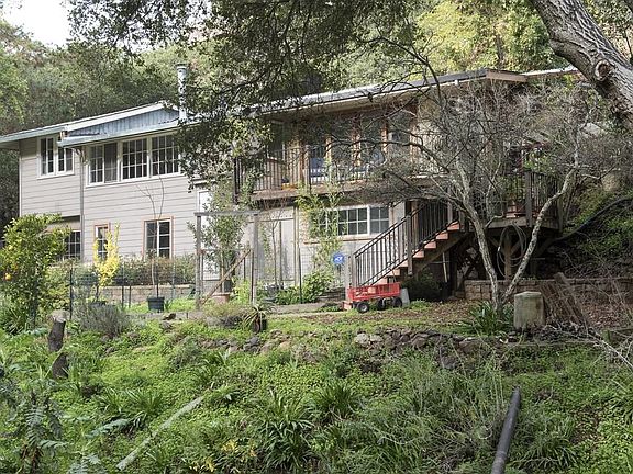 2nd image of 3339 Oak Knoll Dr