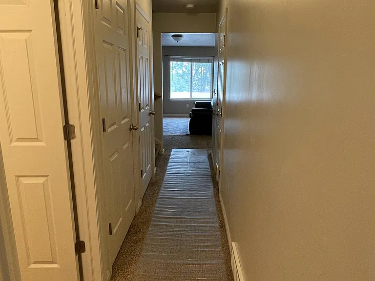 1262 S 1410 E — Photo 4